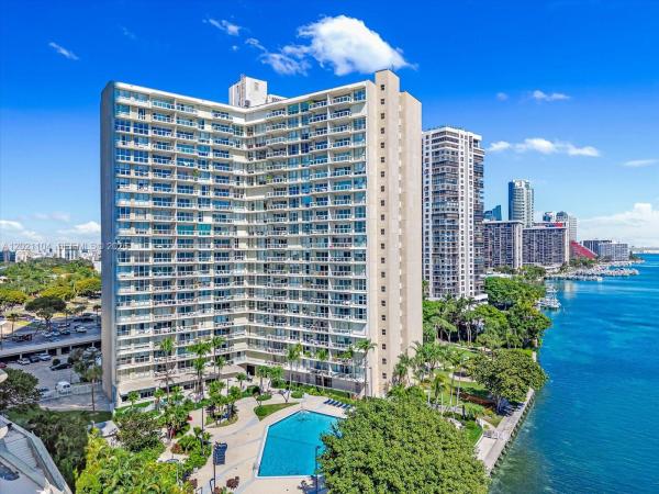 Brickell Townhouse, 2451 Brickell Ave #6N, Miami, Florida 33129, image 1