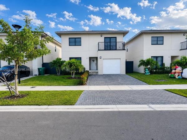 On Alba, 1312 NW 3rd St, Florida City, Florida 33034, image 1