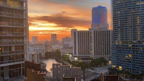 Icon Brickell Tower 1, 475 Brickell Ave #1813, Miami, Florida 33131, image 1