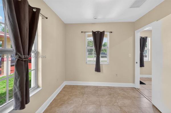Washington Park, 2620 NW 15th St, Fort Lauderdale, Florida 33311, image 1