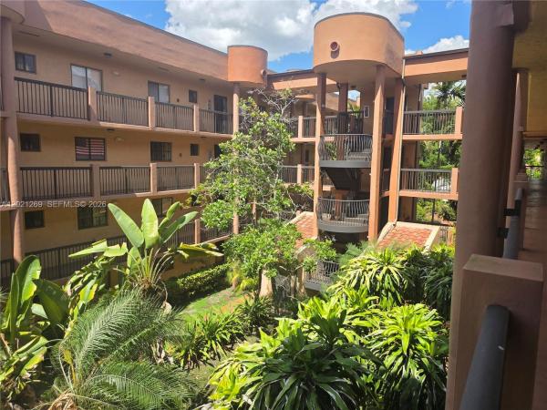 Alameda, 5560 W 21st Ct #308, Hialeah, Florida 33016, image 1