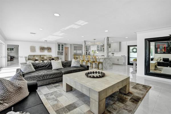 Hollywood Lakes, 1230 Adams St, Hollywood, Florida 33019, image 1