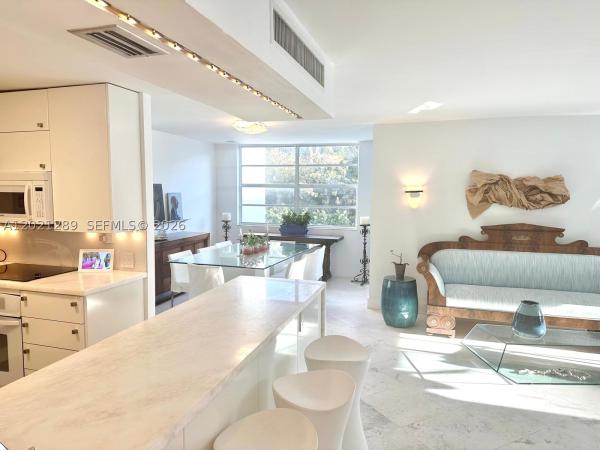 Island Breakers, 150 Ocean Lane Dr #2A, Key Biscayne, Florida 33149, image 2