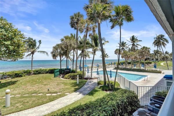 Cove Beach Club, 500 SE 21st Ave #211, Deerfield Beach, Florida 33441, image 2