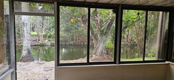 14333 Memorial Hwy #9K, Unincorporated Dade County, Florida 33161, image 2