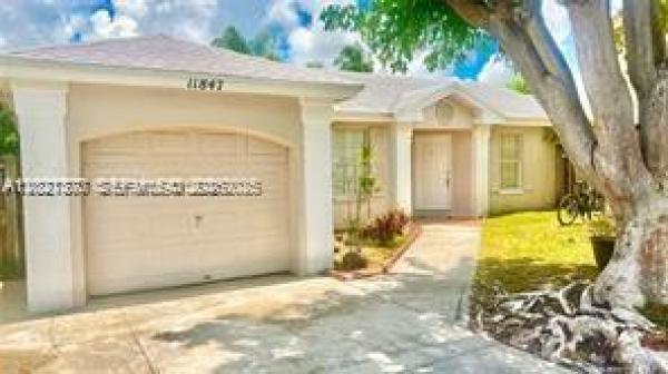 11847 SW 102nd St, Unincorporated Dade County, Florida 33186, image 1
