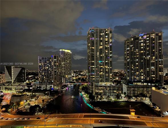 Brickell On The River North Tower, 31 SE 5th St #2307, Miami, Florida 33131, image 1