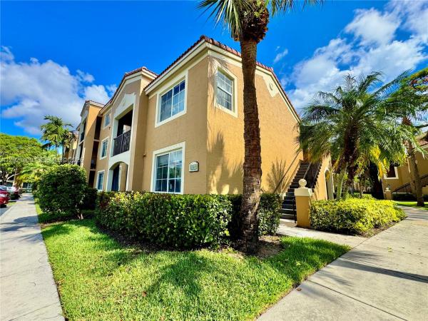 St Andrews At Nob Hill, 7940 N Nob Hill Rd #108, Tamarac, Florida 33321, image 1