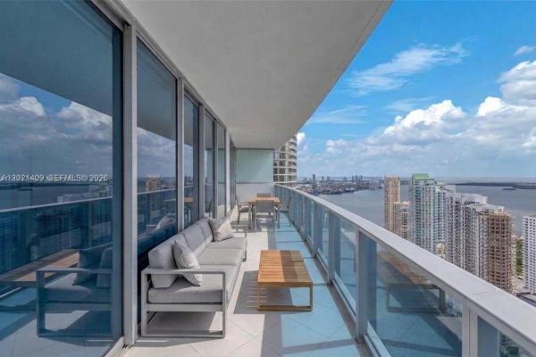 Epic Hotel & Residences, 200 Biscayne Boulevard Way #5004, Miami, Florida 33131, image 1
