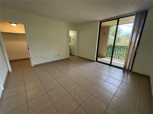 8635 NW 8th St #320, Unincorporated Dade County, Florida 33126, image 2