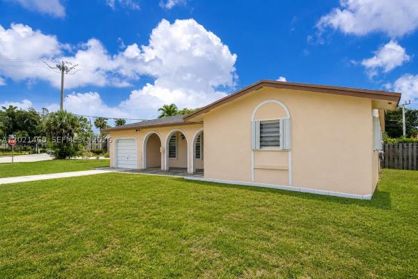 Oriole Margate, 850 NW 79th Ave, Margate, Florida 33063, image 1