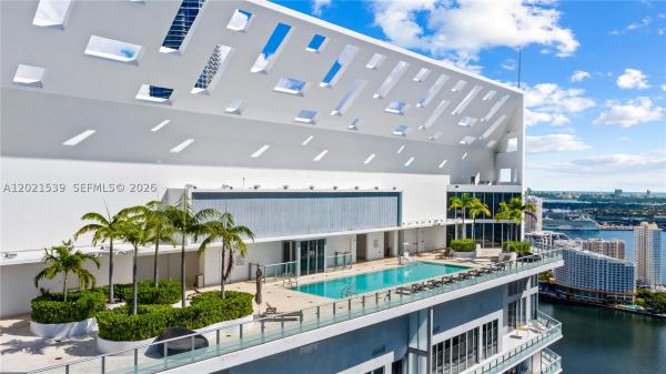 Brickell House, 1300 E Brickell Bay Dr #3701, Miami, Florida 33131, image 3