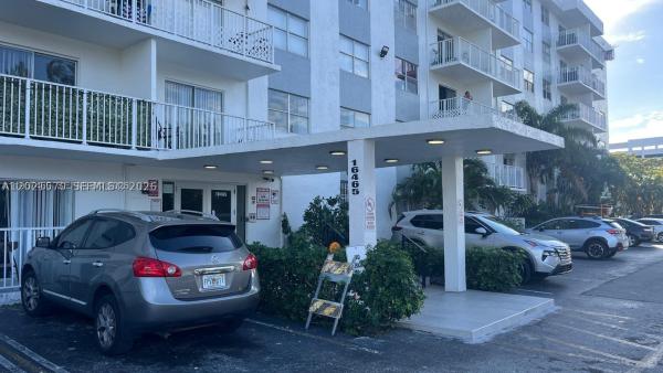 Tall Trees, 16465 NE 22nd Ave #405, North Miami Beach, Florida 33160, image 2