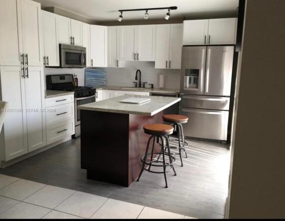 Breezewood Townhouses At Meridian Park, 3359 Gardens East Dr #B, Palm Beach Gardens, Florida 33410, image 1
