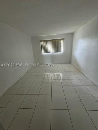 Biscayne Lake Gardens, 20201 NE 29th Ct #D329, Aventura, Florida 33180, image 2