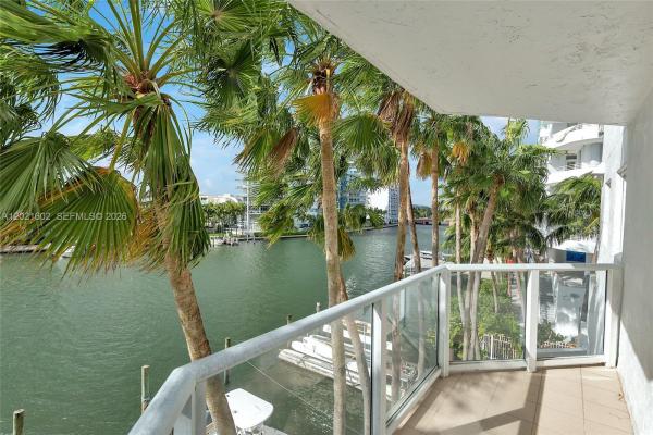 The Grandview, 5900 Collins Ave #408, Miami Beach, Florida 33140, image 2