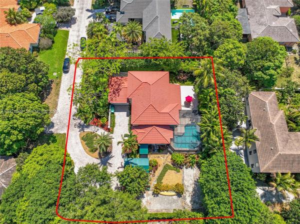 Groves At Old Cutler, 8204 SW 171st St, Palmetto Bay, Florida 33157, image 1