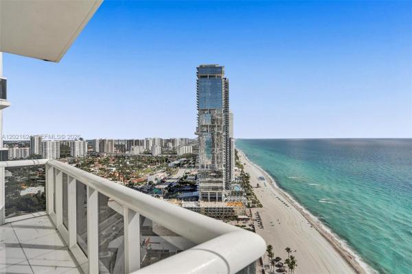 Trump Royale, 18201 Collins Ave #4108, Sunny Isles Beach, Florida 33160, image 2