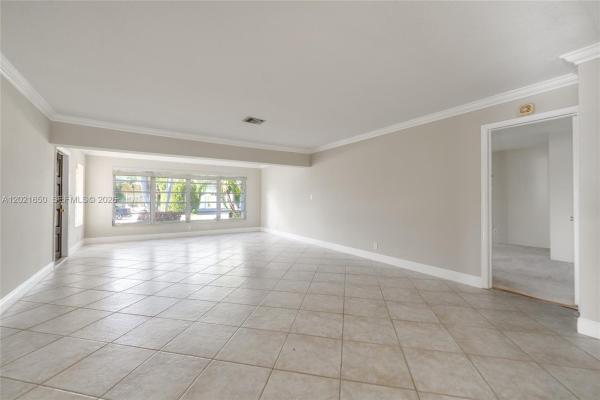 Hollywood Lakes, 947 Lincoln St, Hollywood, Florida 33019, image 1