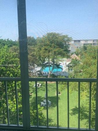 Hillcrest, 4650 Washington St #502, Hollywood, Florida 33021, image 2