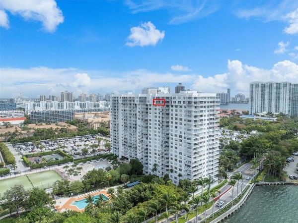 Admirals Port East, 2851 NE 183rd St #2112E, Aventura, Florida 33160, image 2