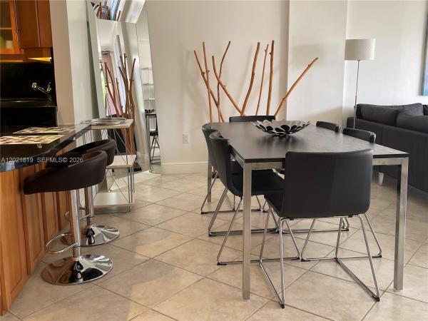 Commodore Club South, 199 Ocean Lane Dr #413, Key Biscayne, Florida 33149, image 2