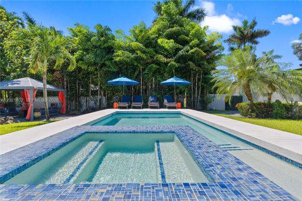 14441 S Biscayne River Rd, Unincorporated Dade County, Florida 33161, image 1