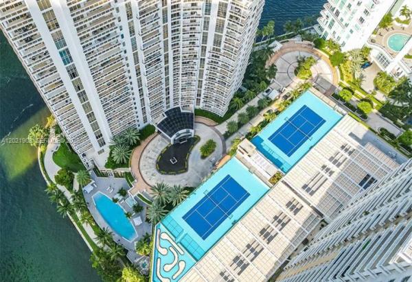 Carbonell, 901 Brickell Key Blvd #3307, Miami, Florida 33131, image 1