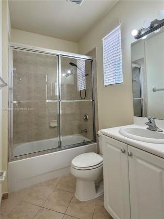 Fiji, 2885 SE 1st Dr #1, Homestead, Florida 33033, image 1