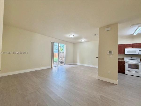 Fiji, 2885 SE 1st Dr #1, Homestead, Florida 33033, image 1