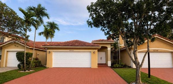 16342 SW 45th Ter, Unincorporated Dade County, Florida 33185, image 1