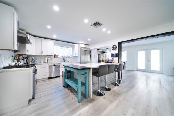Sunny Acres, 1301 Funston St, Hollywood, Florida 33019, image 2