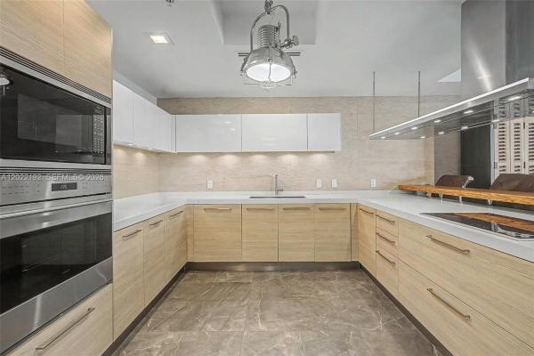 The Reserve At Marina Palms, 17111 Biscayne Blvd #1407, North Miami Beach, Florida 33160, image 2