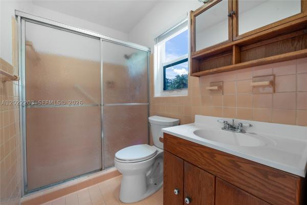 9460 Palmetto Club Ln E, Palmetto Bay, Florida 33157, image 1