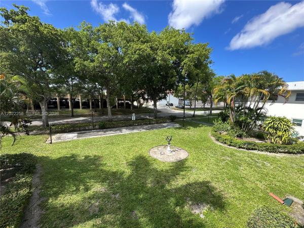 3700 Harrison St #15A, Hollywood, Florida 33021, image 2