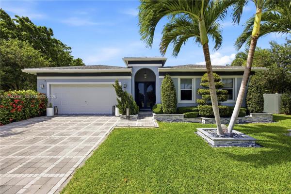 Sunset Manors, 105 NE 28th Ct, Wilton Manors, Florida 33334, image 1