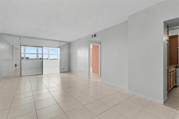 Hillcrest, 4330 Hillcrest Dr 506 #506, Hollywood, Florida 33021, image 1