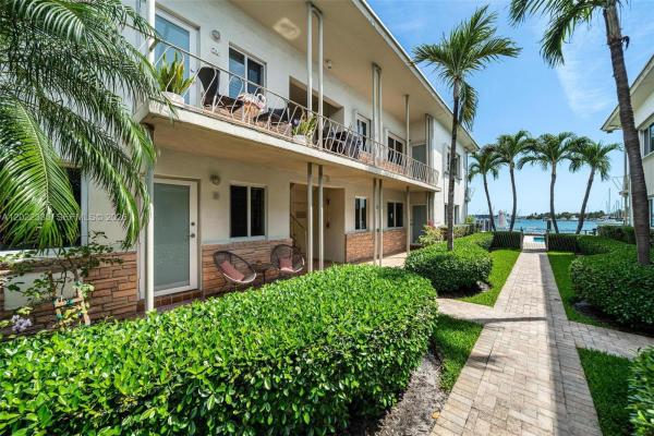 1130 Venetian Way #1E, Miami, Florida 33139, image 1