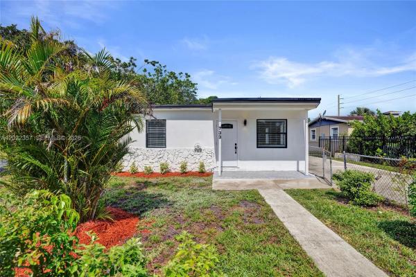Carver Park, 733 NW 15th Ter, Fort Lauderdale, Florida 33311, image 1