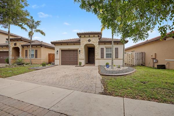 Atlantis At Oasis, 2316 NE 3rd Ct, Homestead, Florida 33033, image 3