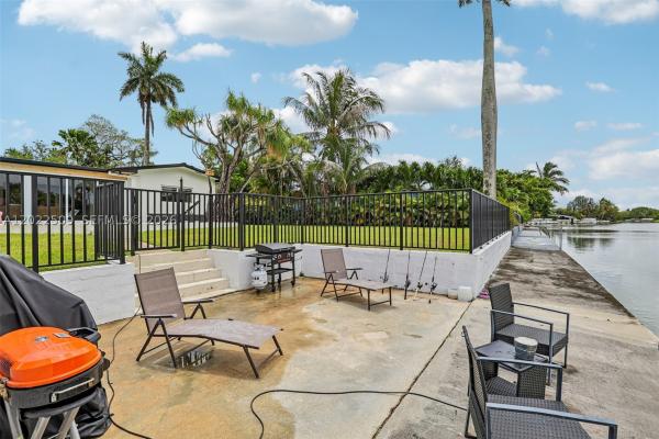 Merion Park, 5620 SW 63rd Ct, South Miami, Florida 33143, image 3