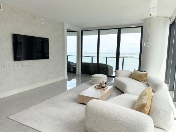 Paraiso Bay, 650 NE 32nd St #1901, Miami, Florida 33137, image 2