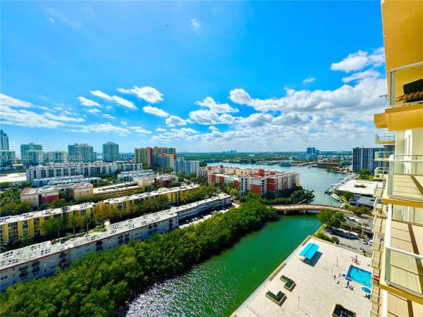 Winston Towers 300, 230 174th St #2316, Sunny Isles Beach, Florida 33160, image 2