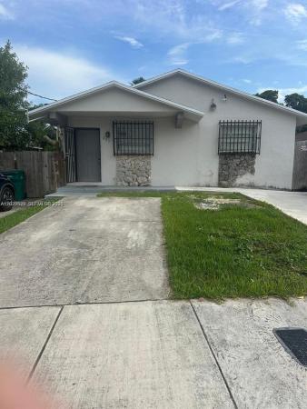 645 NW 2nd St, Florida City, Florida 33034, image 2
