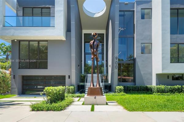 New Belle Meade, 900 NE 75th St, Miami, Florida 33138, image 2