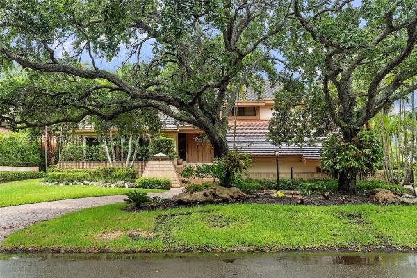 Cocoplum, 7244 E Lago Dr, Coral Gables, Florida 33143, image 1