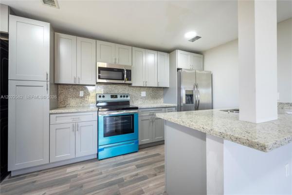 The Oaks, 4111 Stirling Rd #509, Dania Beach, Florida 33314, image 2