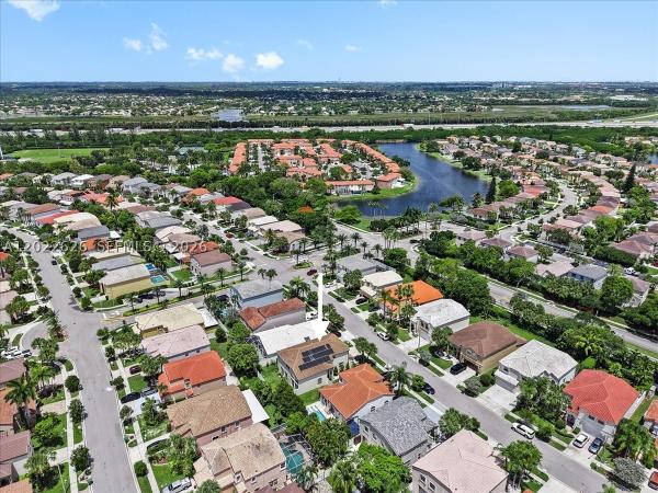 Classic Landing, 668 NW 155th Ter, Pembroke Pines, Florida 33028, image 2