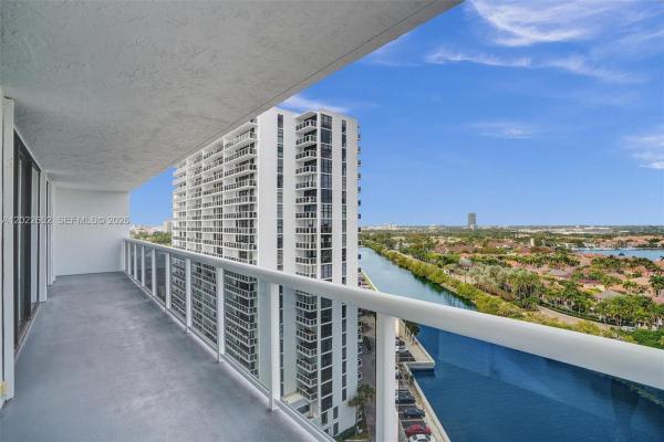 Waterview 2, 20515 E Country Club Dr #1641, Aventura, Florida 33180, image 1