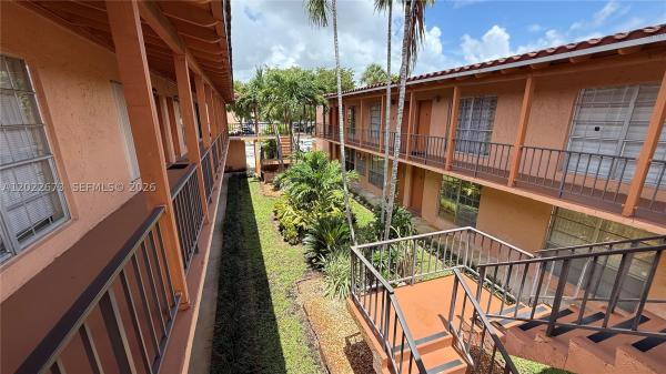 Cypress Village, 7220 Fairway Dr #G4, Miami Lakes, Florida 33014, image 3